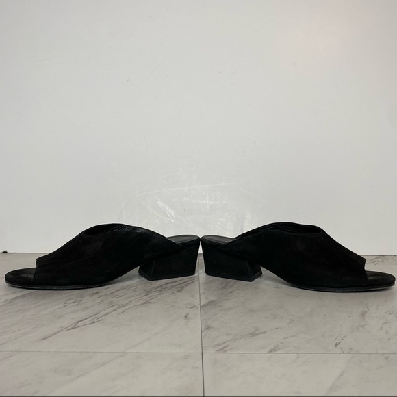 Eileen Fisher Slip Ons - Picture 5 of 11